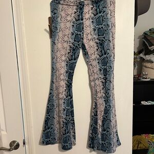 Bear Dance Blue and Gray Patterned Flare Pants